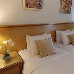 https://alexandros.hotels-of-thessaloniki.com