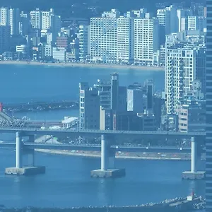 Haeundae Wide Ocean View & 호텔
