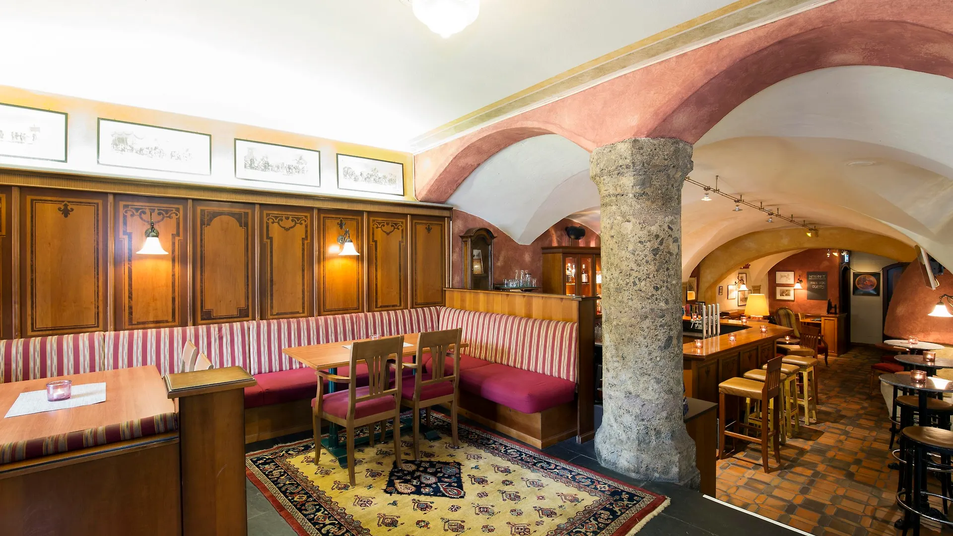 ****  Hotel Mondschein Innsbruck Ausztria