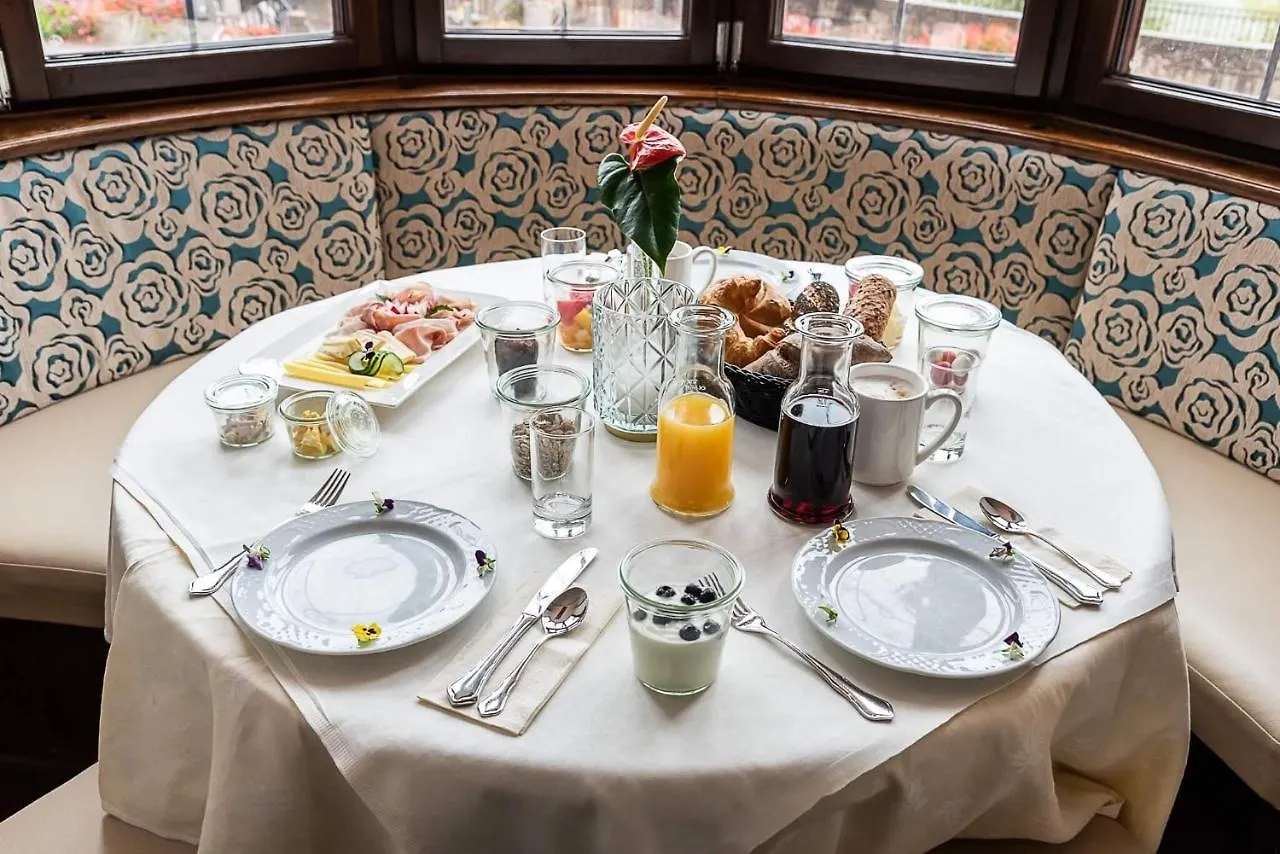 Hotel Mondschein Ίνσμπρουκ