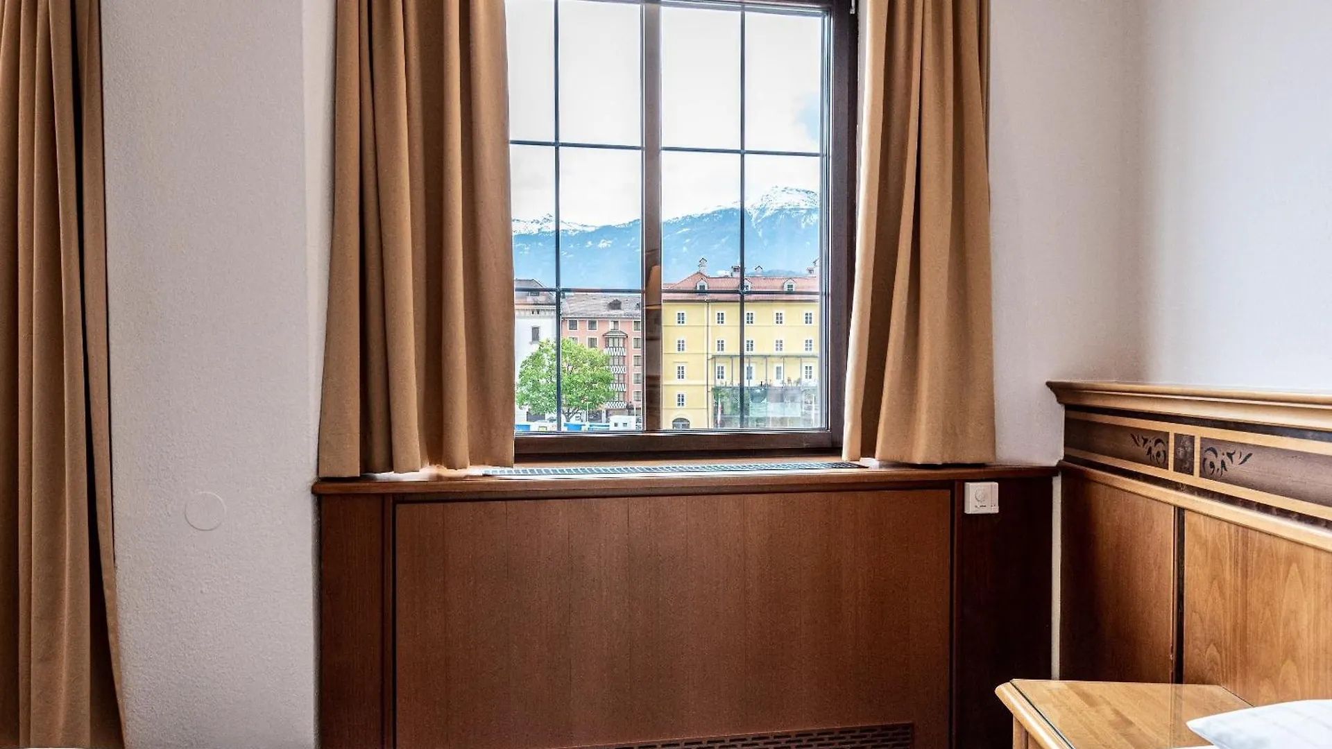 Hotel Mondschein Ίνσμπρουκ