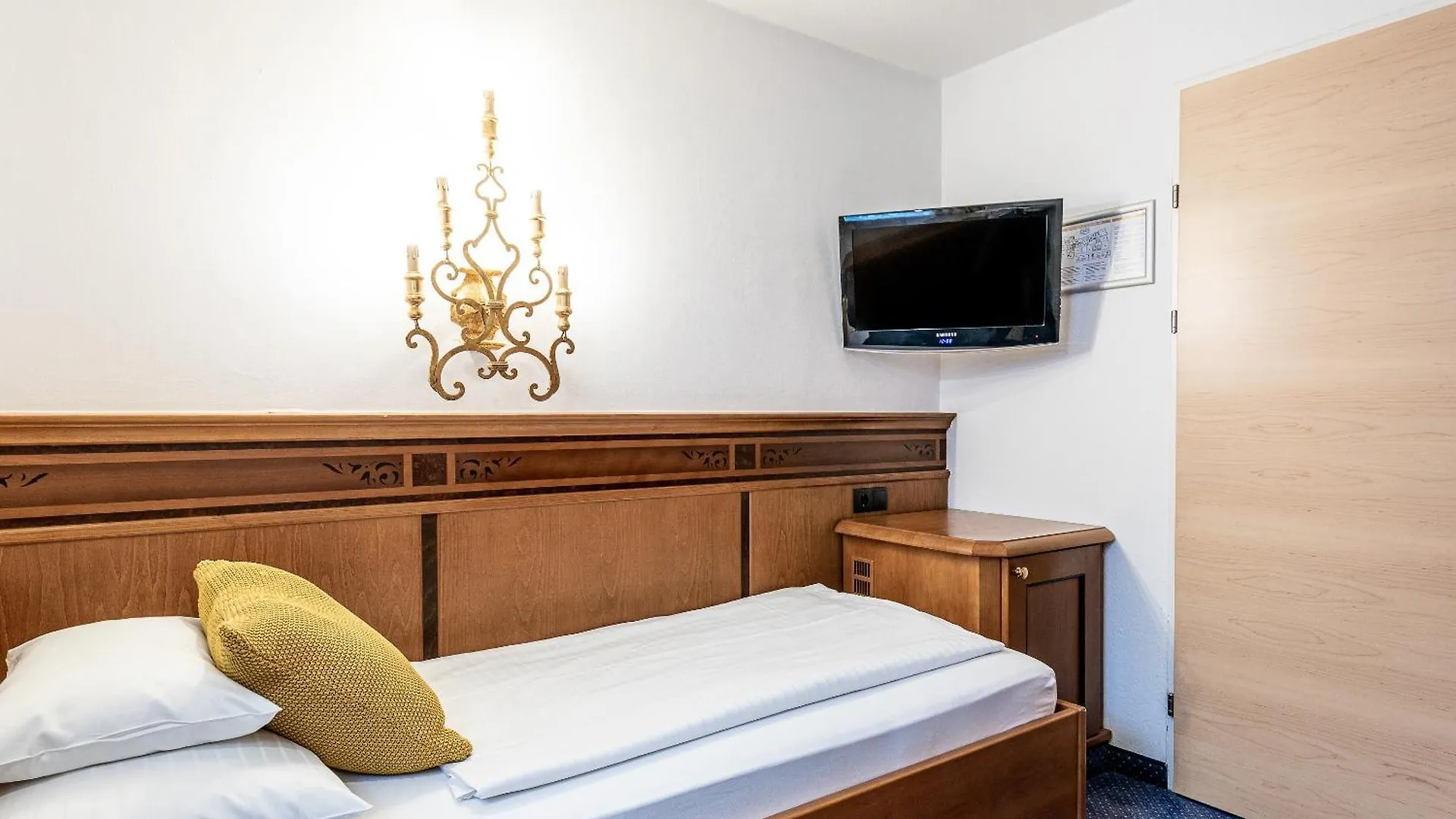 ****  Hotel Mondschein Innsbruck Áustria